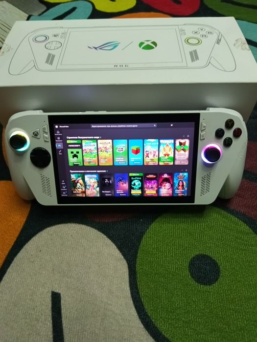 Портативна ігрова приставка ASUS ROG Xbox Ally 512 GB