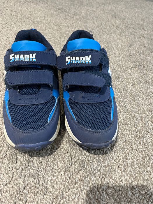 Buty chłopięce świecące rozmiar 30