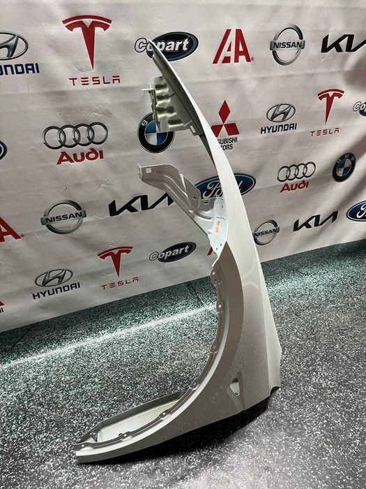 Крило переднє ліве Tesla model y 2025+ juniper в колір (ppsw)