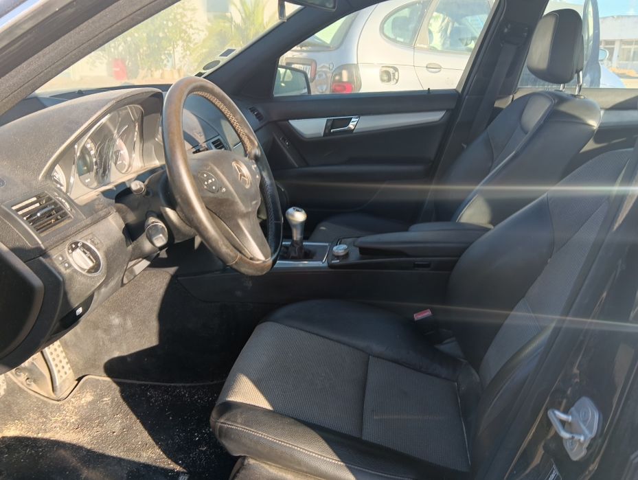 Mercedes Benz C 180 III para peças