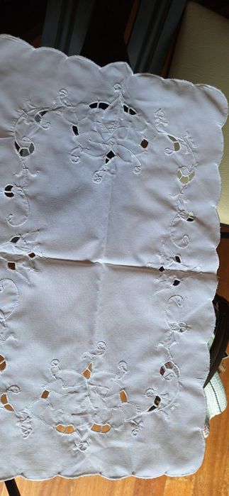 Pano tabuleiro naperon bordado