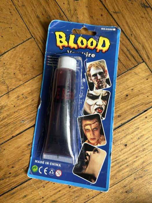 театральна кров blood vampire