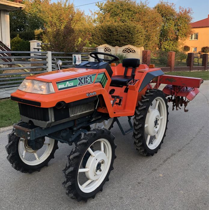 Traktorek 4x4 Kubota XB-1 Japoński Traktor Pielnik - Glebogryzarka 2 rzędowa