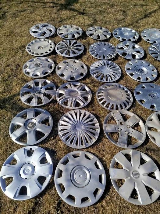 Продам авто колпаки б/у на р 15
