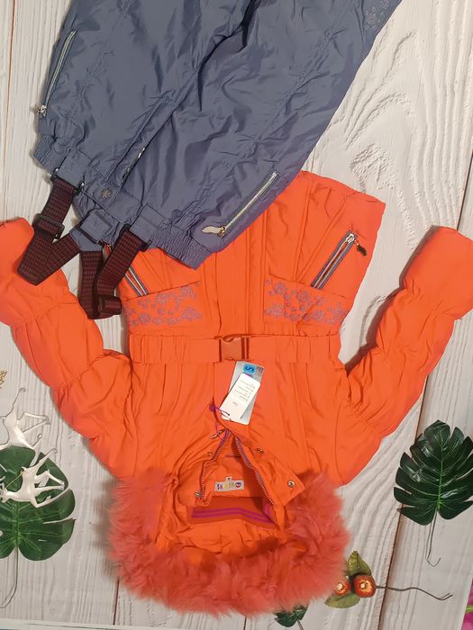 Костюм лижний для дівчинки. Зріст 128  см. Новий