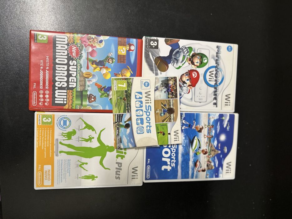 Nintendo Wii Completa + Balance Board + Wii Fit Plus + 2 Comandos