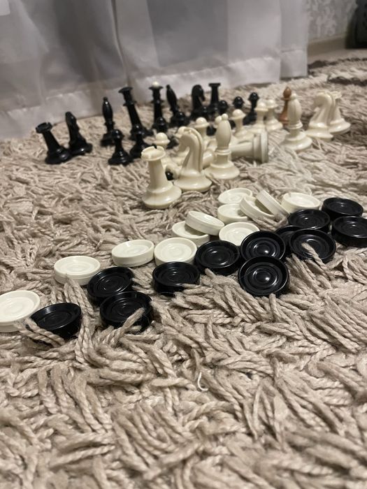 Продам шахи, шашки. Бу.