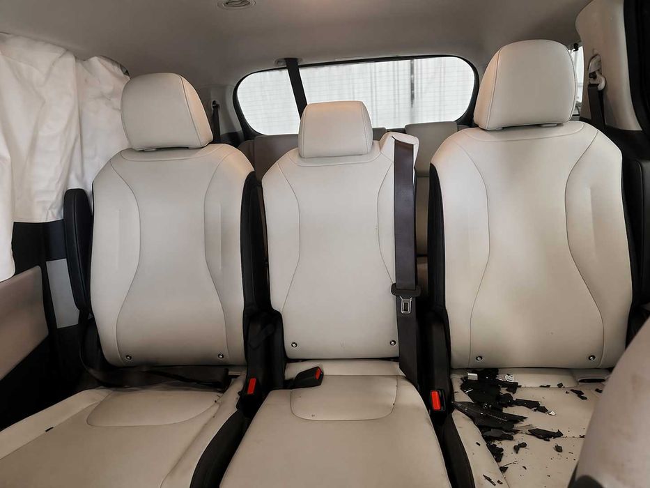2025 Kia Carnival 1.6 hybrid EX