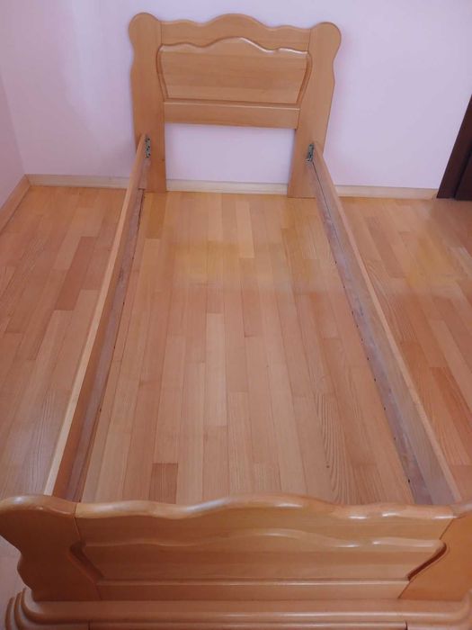 Ліжко (бук) разом з матрацом