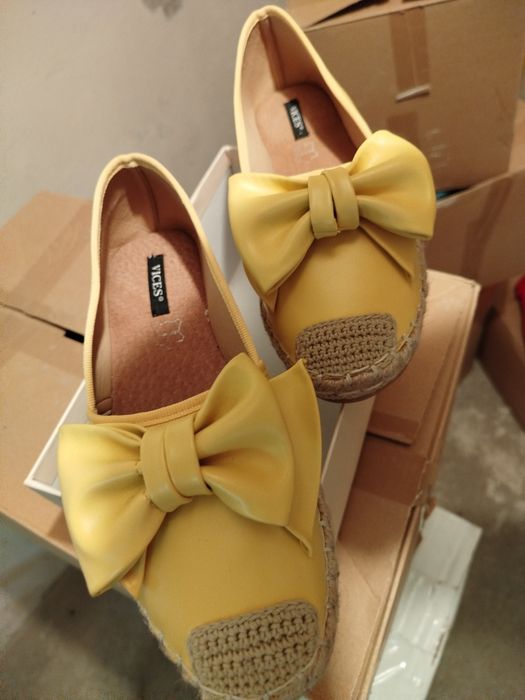 Sprzedam buty damskie