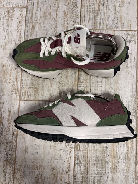 Жіночі кросівки New Balnce 327