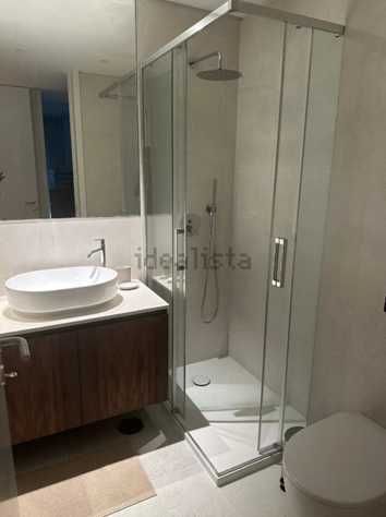 Arrendamento de apartamento t2 na Rua Fernando Lanhas, 101