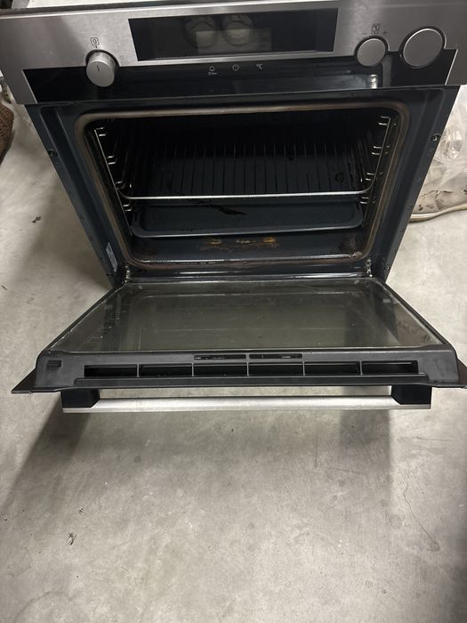 Forno com vapor AEG