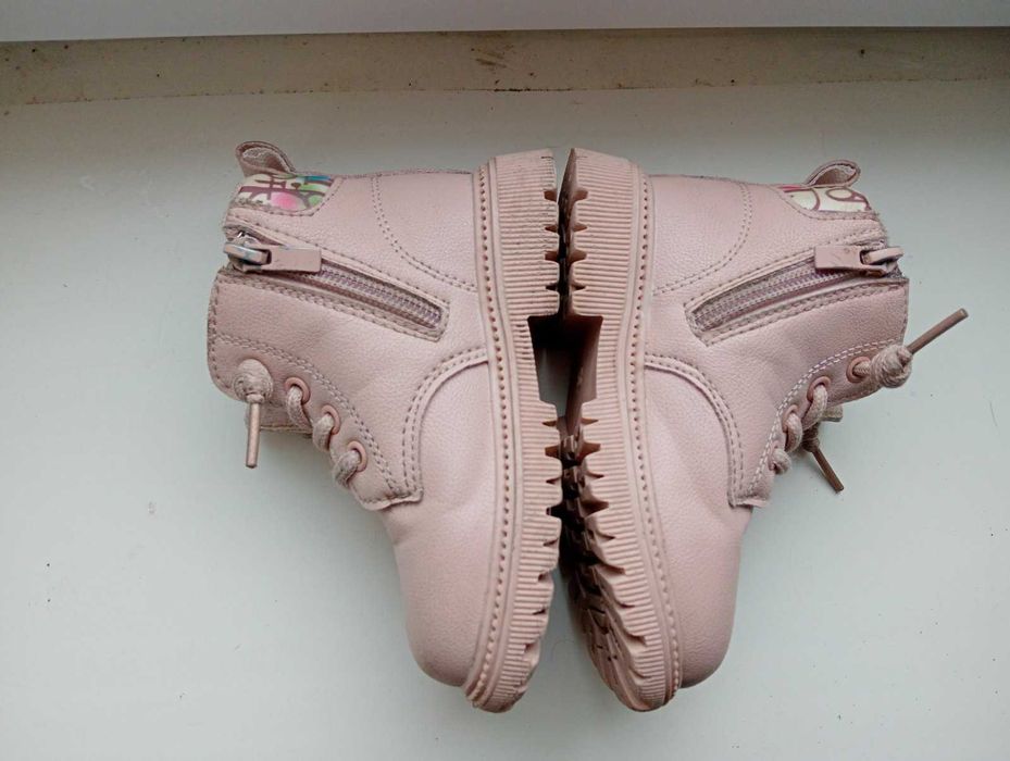 Ботінки весняні,чобітки 23р 15см