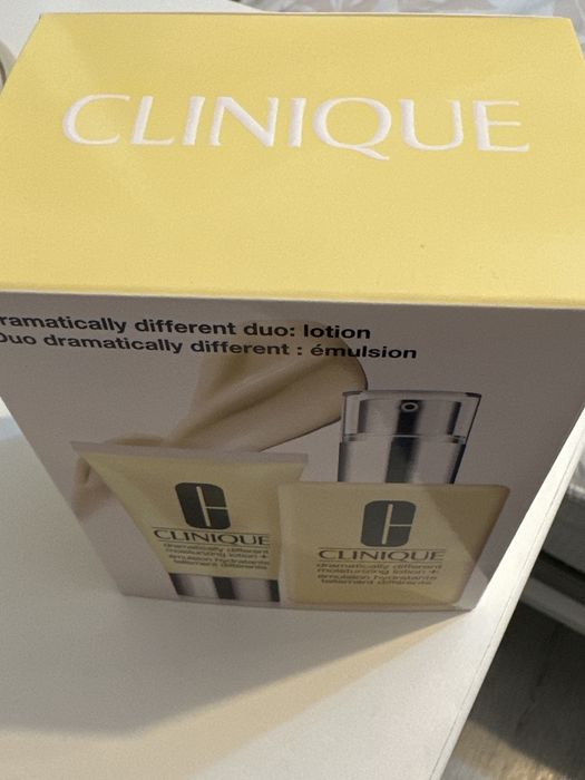 Clinique Dramatically Different Duo: Lotion 200 ml + 50ml