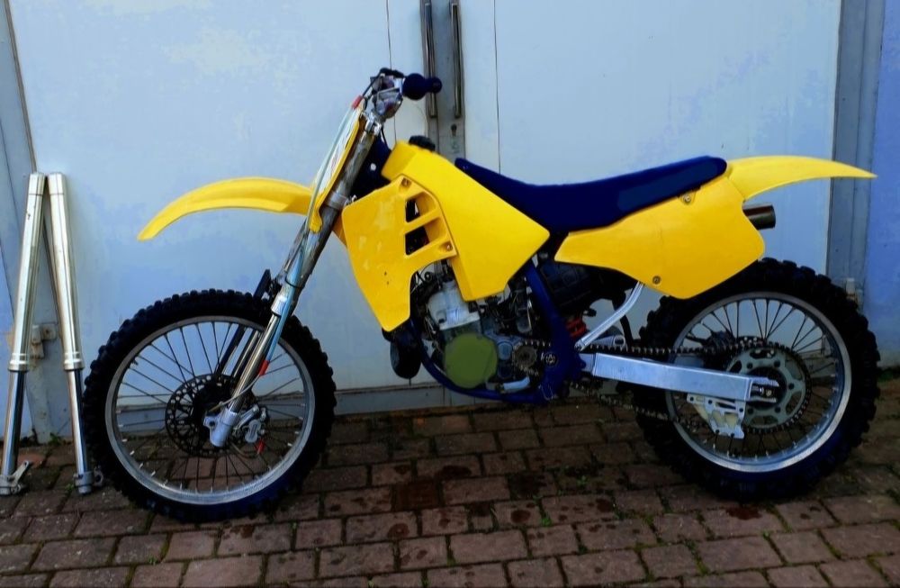250 suzuki rm 89 - 95r czesci koła cylinder 91  zapłon 92 wał 93 zawór
