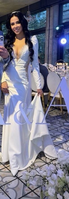 Дизайнерська весільна сукня !