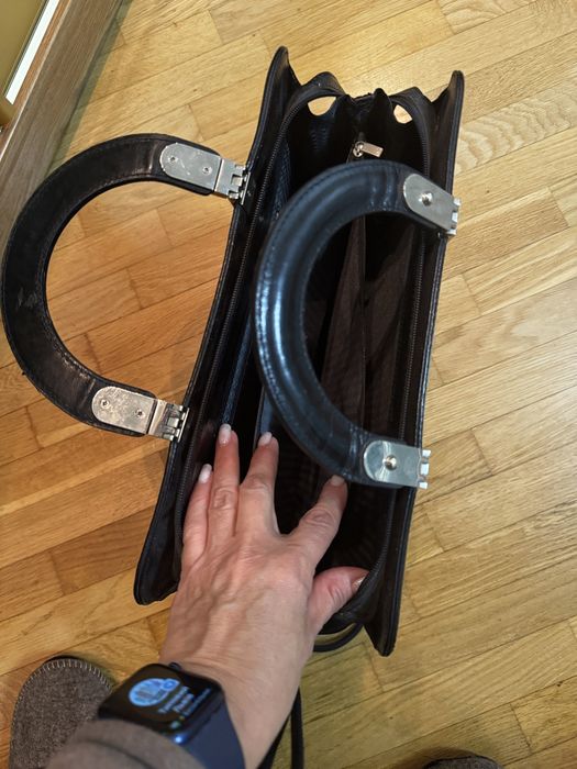 Портфель шкіряний