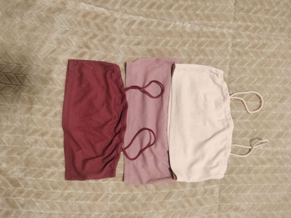 Tops novos vendo os 3 juntos.