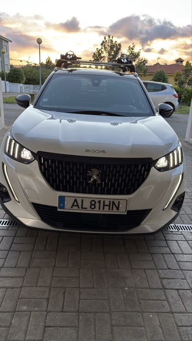 Peugeot 2008 GT 1.2 puretech  130 CV  EAT8 STT