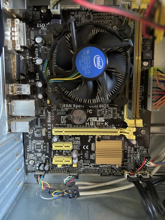 PC Desktop — ASUS H81M-K, Intel (cooler original)