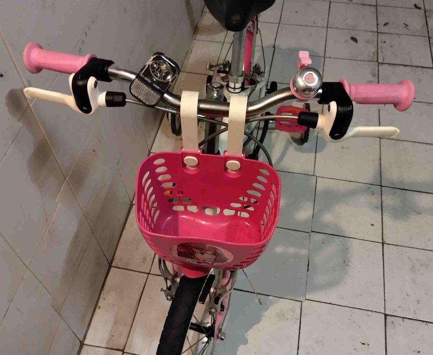 Bicicleta BTWIN Docto Girl 500 com rodas de iniciação