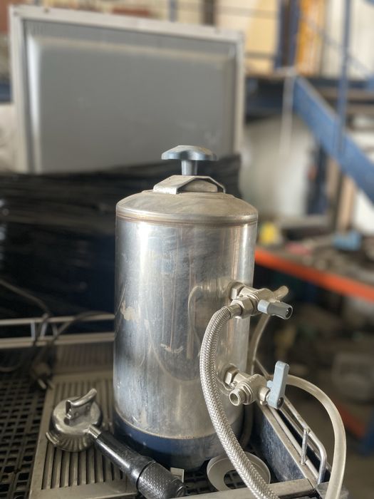 Máquina de café Brasilia com moinho e filtro