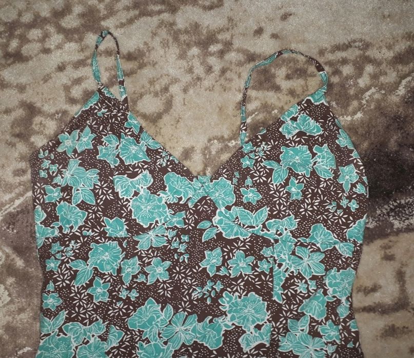 Sukienka w kwiaty H&M