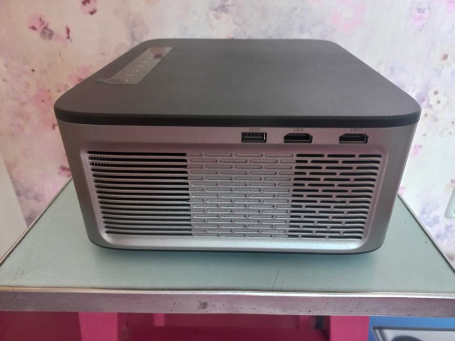 Проектор HORLAT T09  35000(Андроїд 12.0)