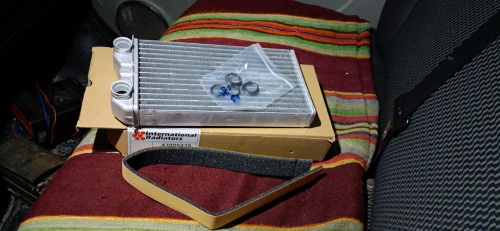 Радіатор пічки trafic