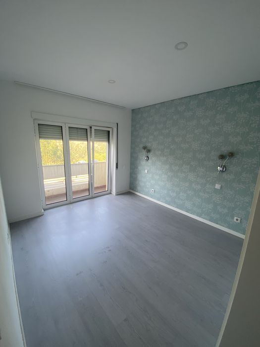 T3+1 com Terraço Privativo de 100 m² e Garagem Fechada – Olivais, Coimbra