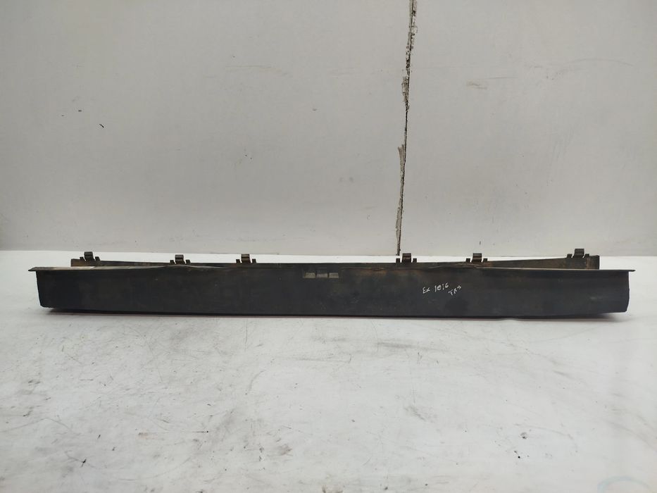 Pára-choques trás MERCEDES-BENZ Vito / Vito Combi (W639)