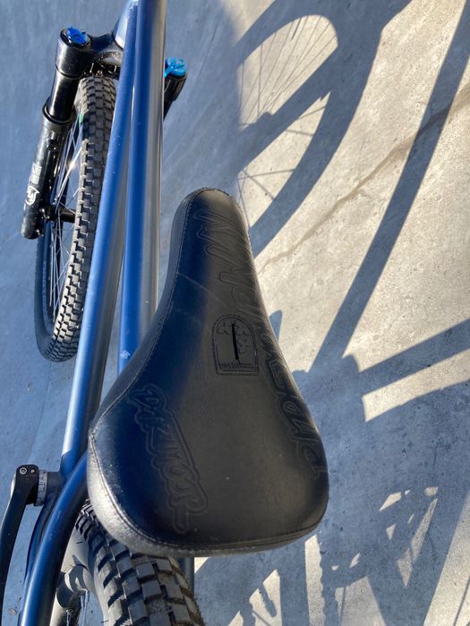 Siodełko i sztyca dartmoor pivotal