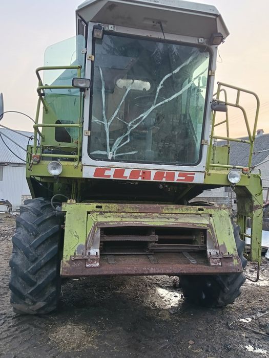 Kombajn zbożowy Claas Dominator 96