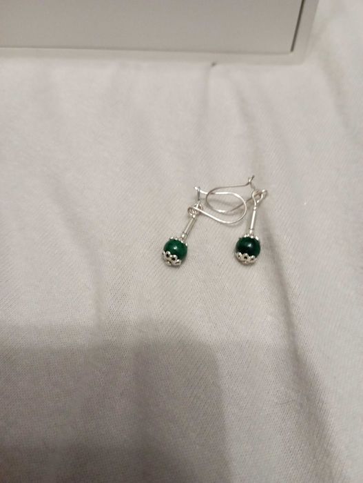 Srebrne kolczyki z malachitem
