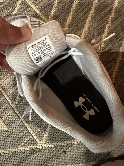 Under armour sola
