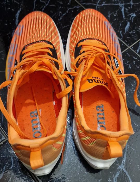 Ténis Joma R3000