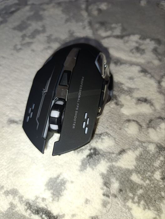 Игровая мышка с блютузом и с  подсветкой