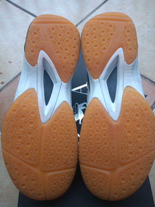 Buty tenisowe, do badmintona Artengo 37 nowe