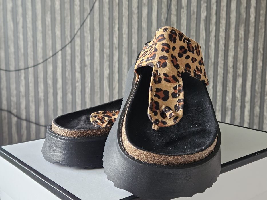 Шлепкі жіночі asos
