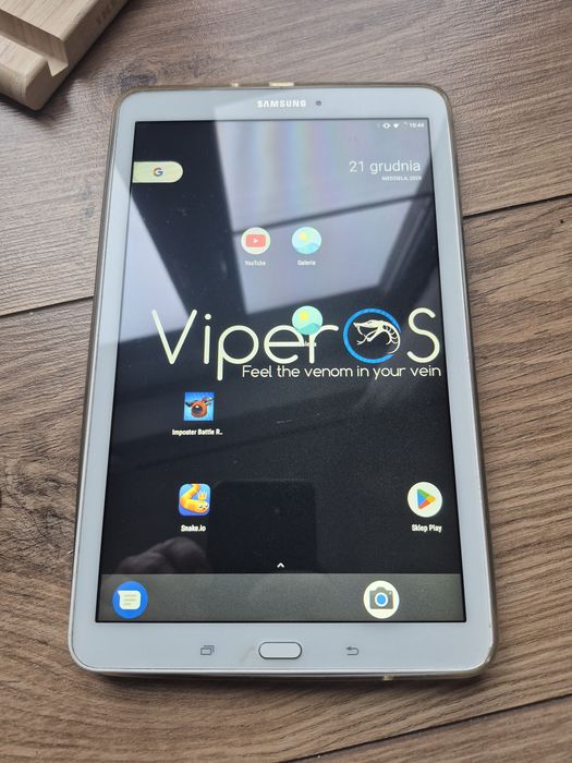 Samsung tablet tab E, ipad 2