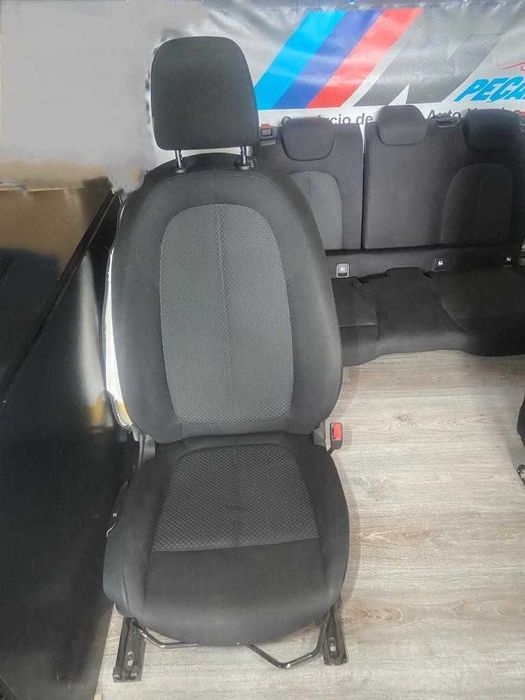 Bancos BMW Serie 1 F40