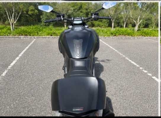 Ducati diavel 1200