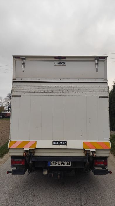 Kontener z windą dhollandia