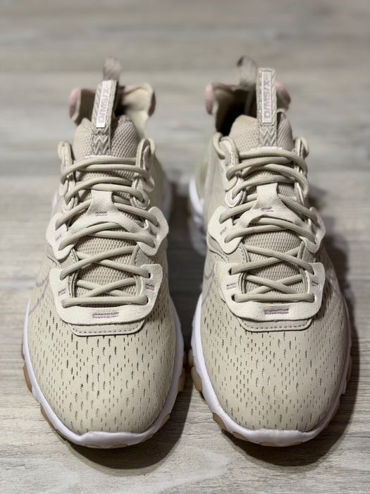 Жіночі кросівки Nike React Vision оригінал розмір 40