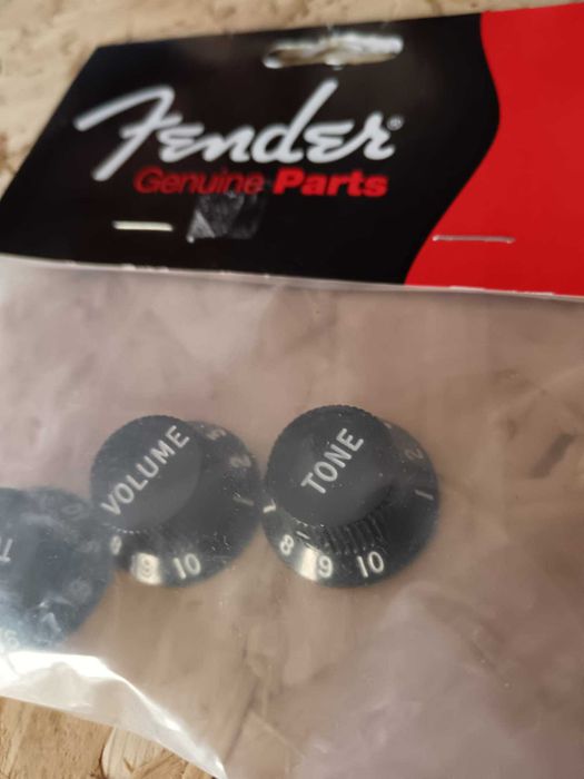 Fender Volume & Tone Knobs Set Black