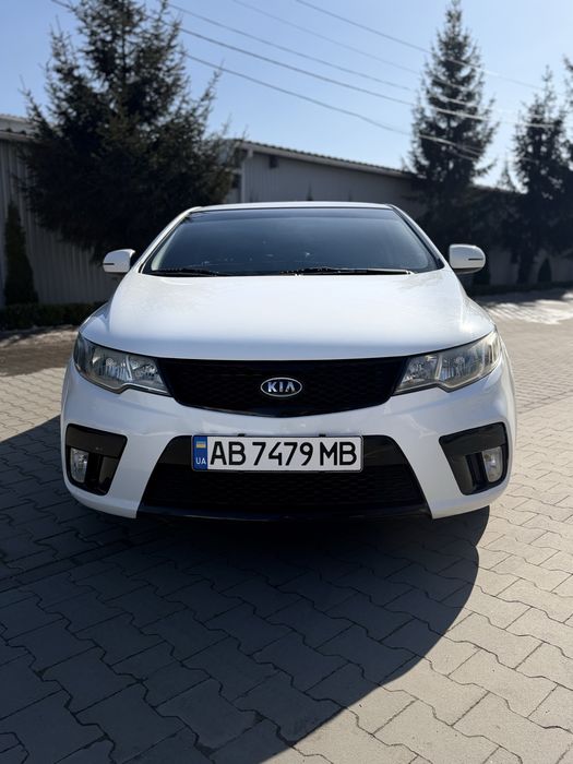 Kia Cerato koup 2011 2.0 AT бензин/газ