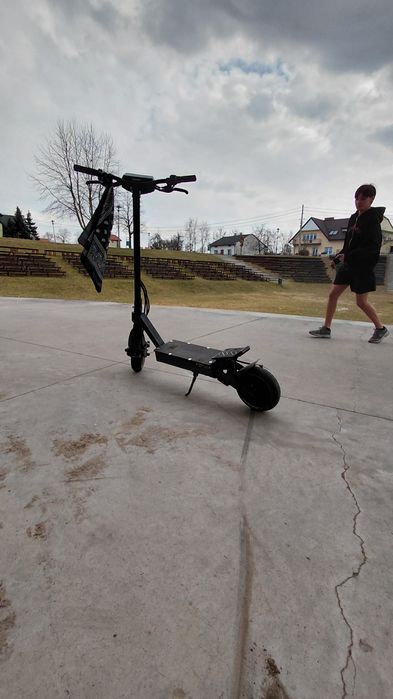 Spszedaje Kukirin g2