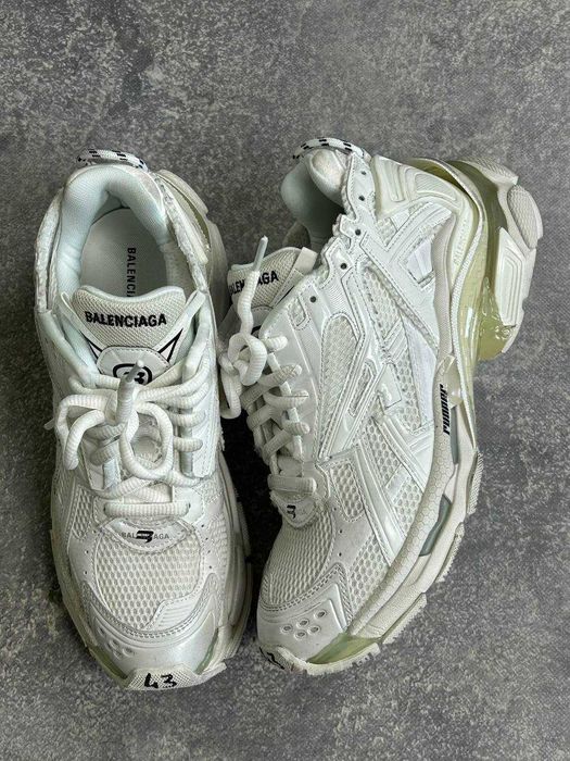 BALENCIAGA Runner кроссовки белые кеди кеды кросівки білі 43 41 40 39