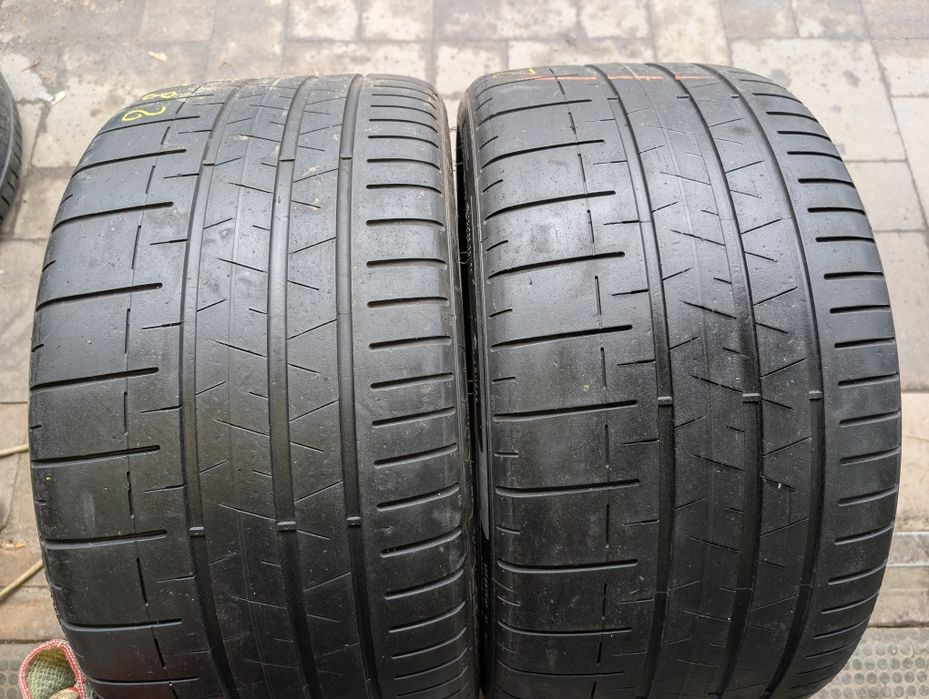 Пара летних шин 285/30 R20 Pirelli corsa